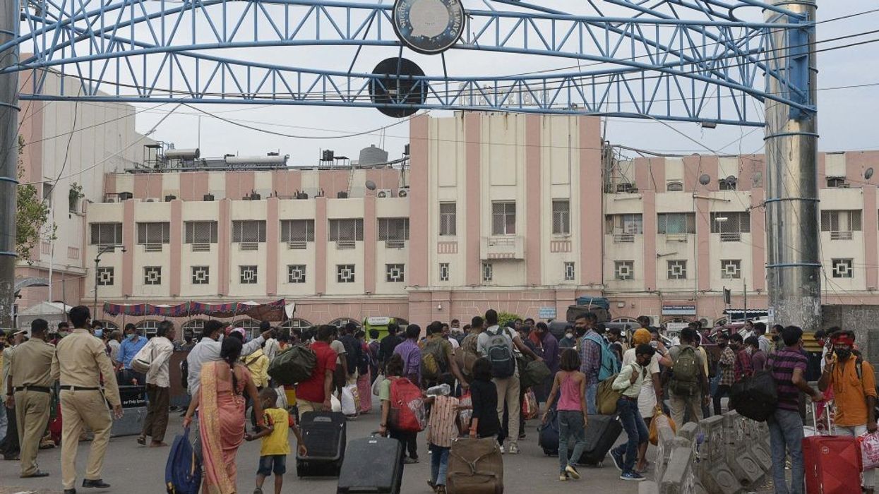 Daily Covid-19 deaths in India fall below 3,000