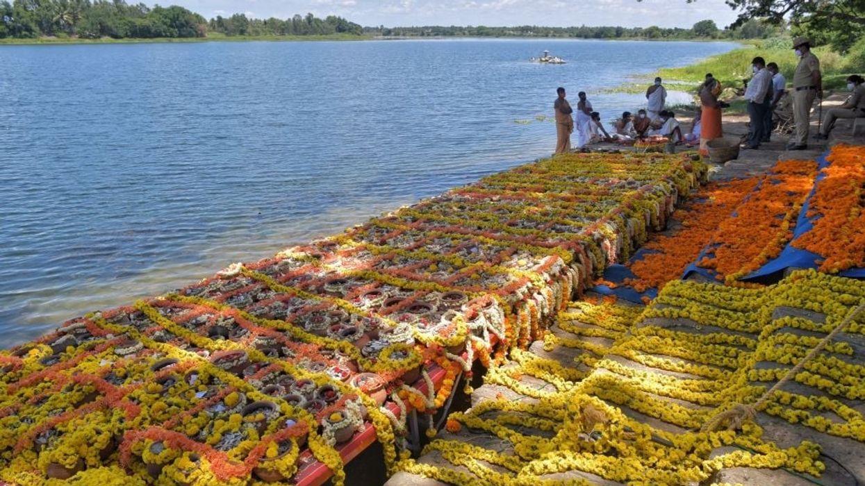 India's Covid-19 death toll reaches 335,102