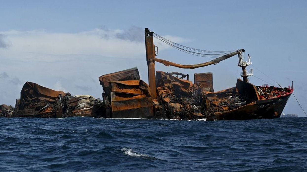 Sri Lanka braces for oil spill from sinking ship