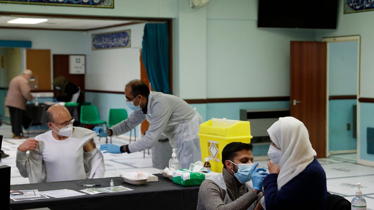 Lowest rates of second jab recorded among Pakistani, Bangladeshi groups in England
