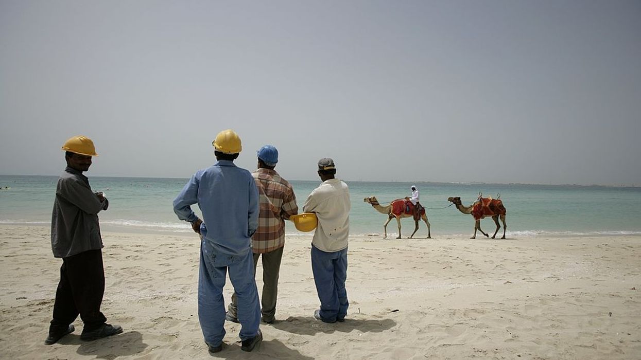 UAE accused of 'detaining, deporting Pakistani Shi'ite Muslims'