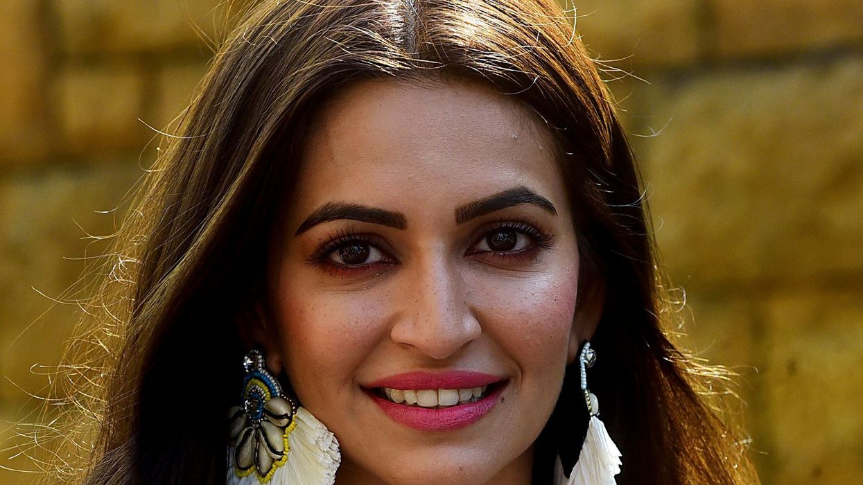 Vikrant Massey and Kriti Kharbanda starrer 14 Phere to premiere on Zee5