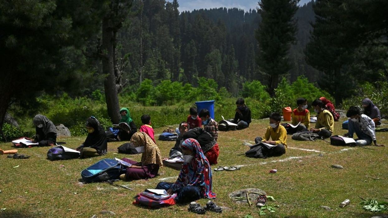 India ends the tradition of 'government-shifting' in Jammu & Kashmir