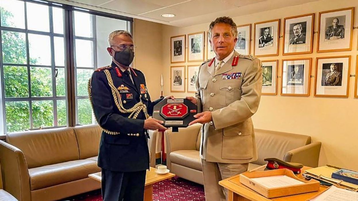 Indian Army chief meets UK's chief of defence staff