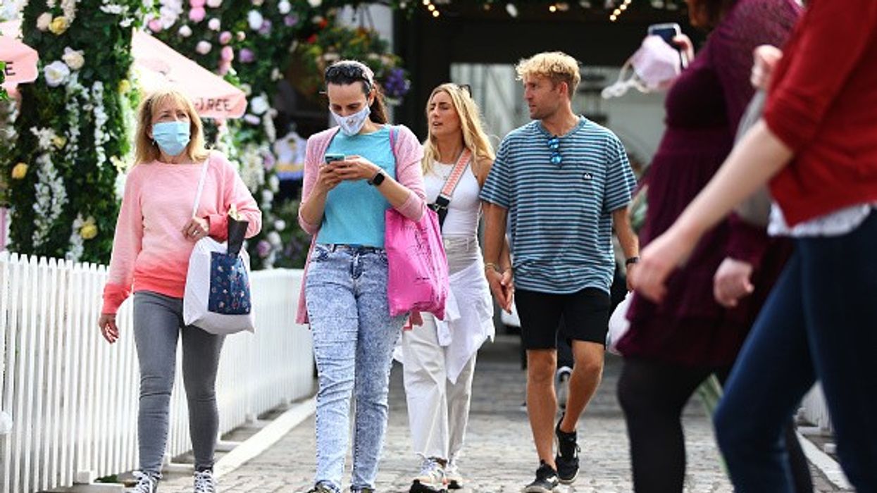 Government changes stance on masks in public places