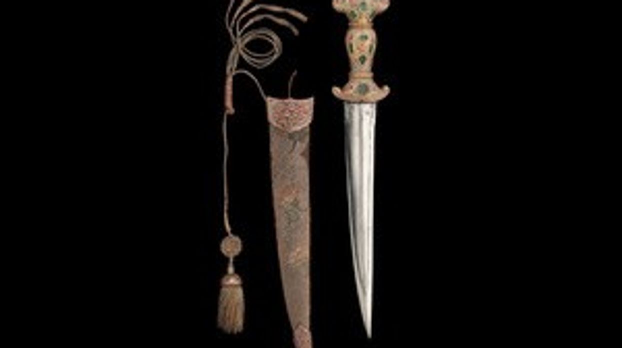 Mughal dagger and scabbard worth over £1 million at risk of leaving UK