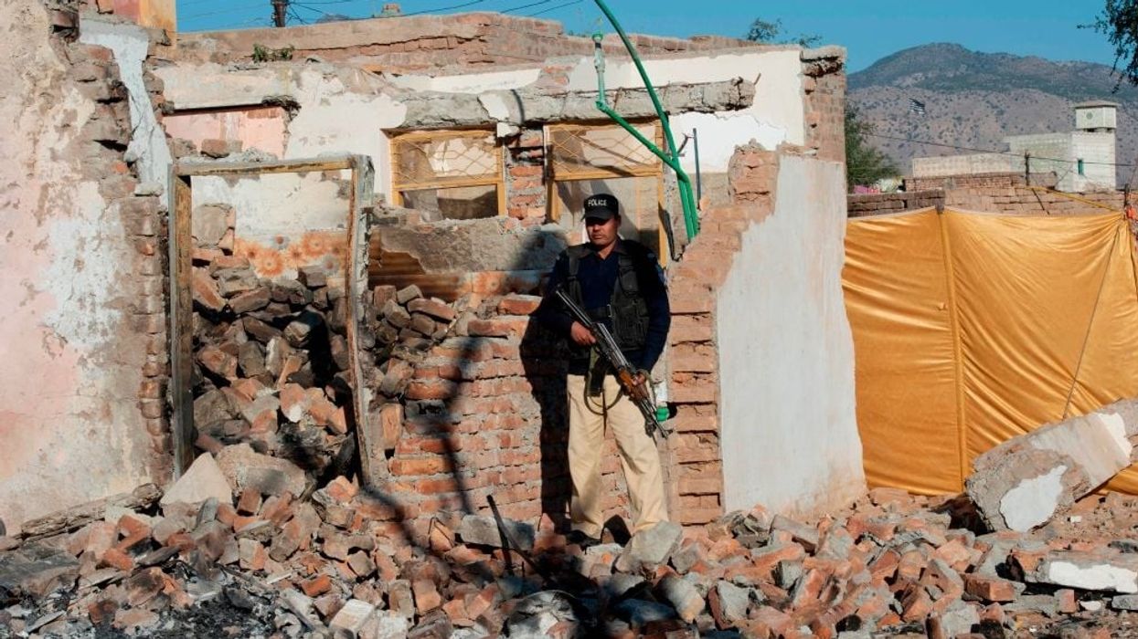 Pakistan to withdraw cases against 350 accused in temple burning case