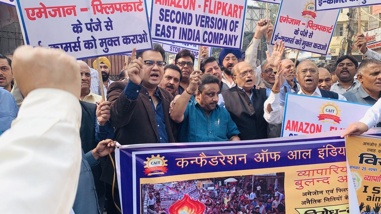 EXCLUSIVE: Indian retailers plan e-commerce venture to take on Amazon and Flipkart