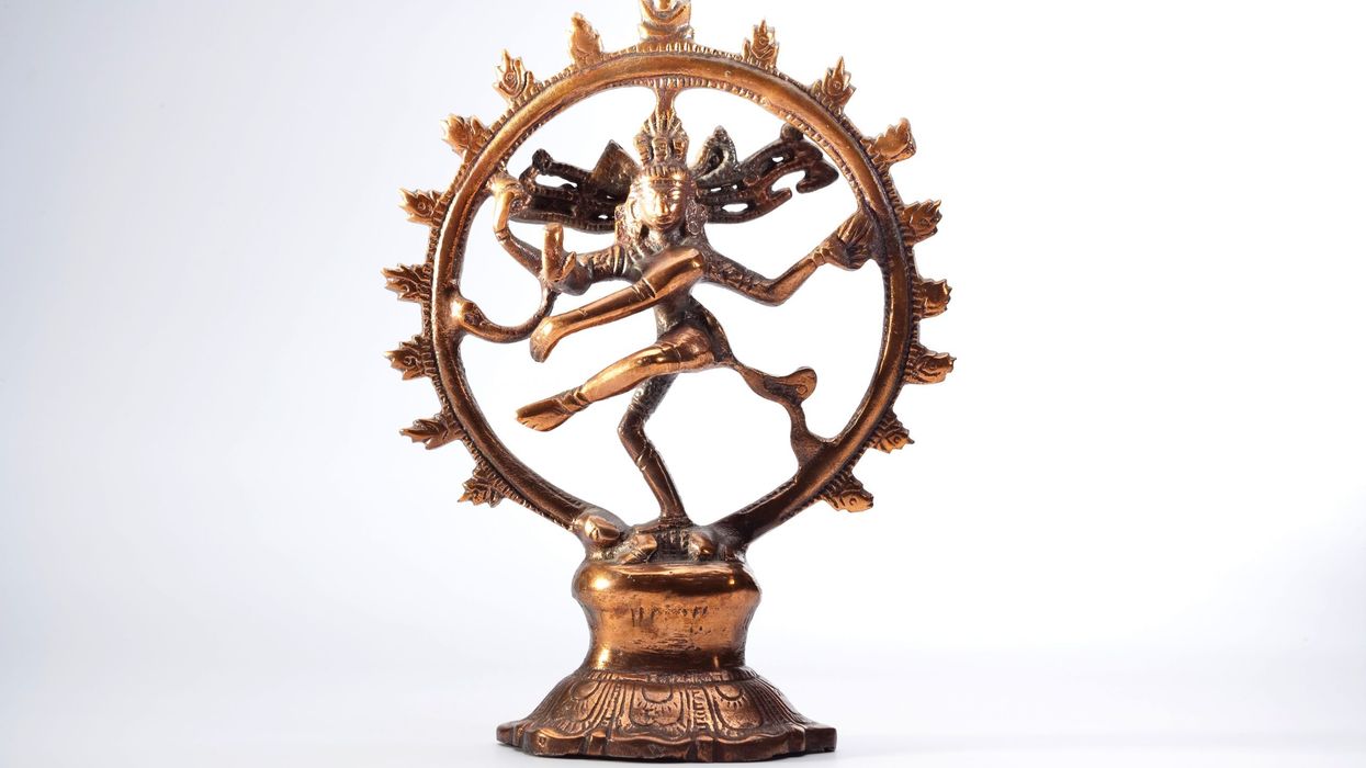 British restorer arrested for being part of Asian antiquities smuggling ring