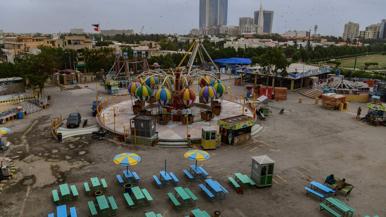 Pakistan's largest city to undergo partial lockdown to curb virus spread