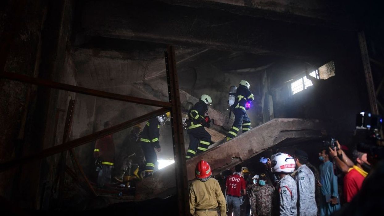 Factory fire kills 16 in Pakistan