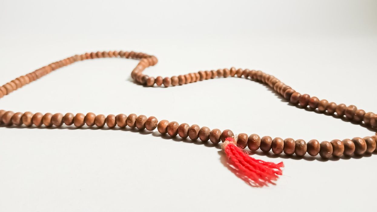 Australia: Hindu boy sent off soccer ground for wearing religious necklace