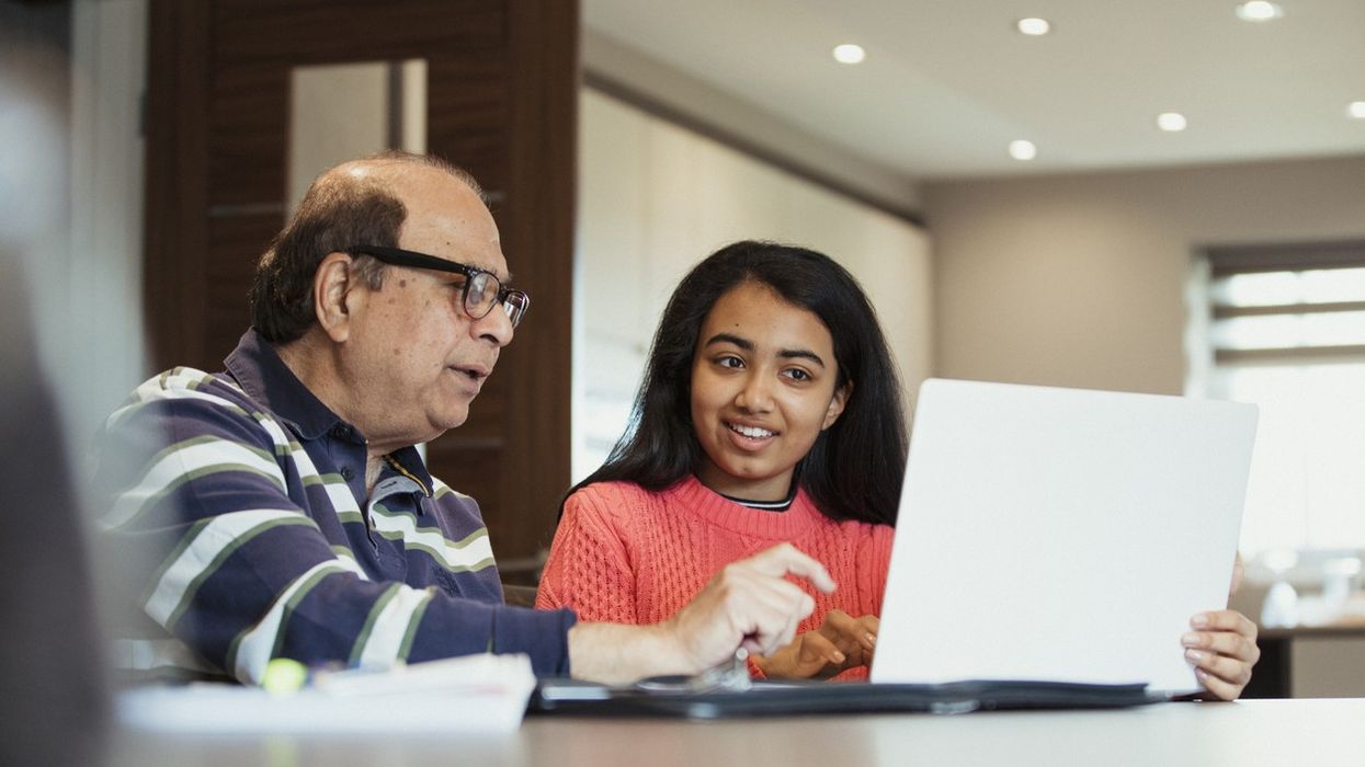 'Digital divide hits Asian families'