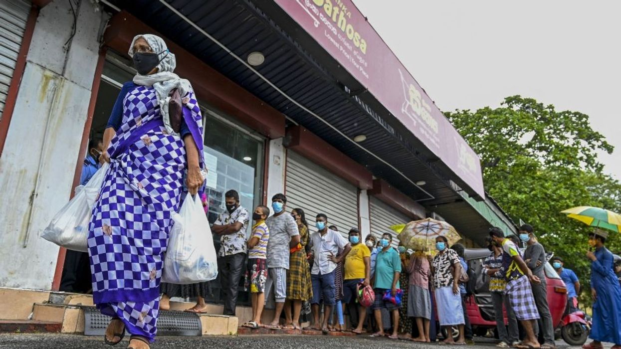 Sri Lanka imposes price controls to tackle food shortages
