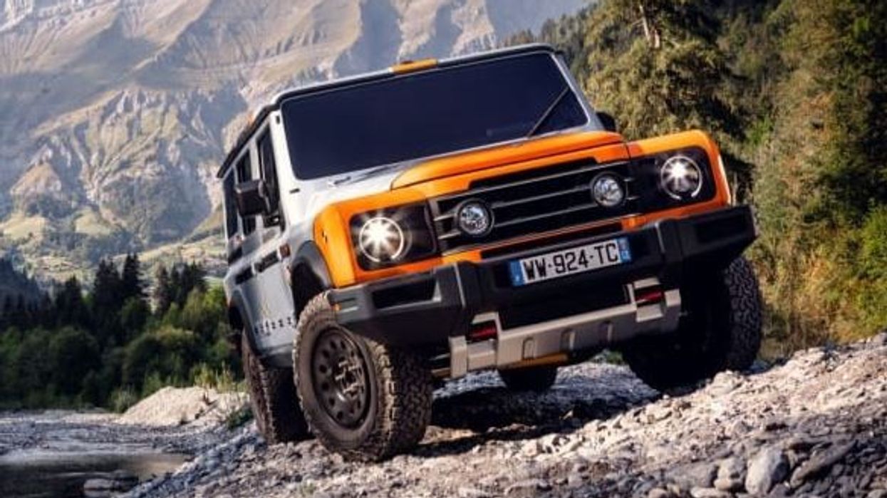 Defender row: Ineos urges JLR to end legal battle