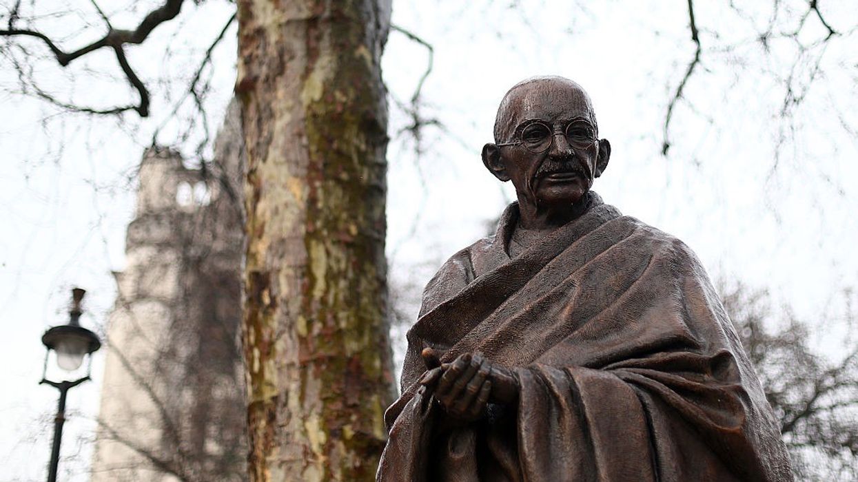 London marks Gandhi Jayanti through floral tributes, bhajans, peace march