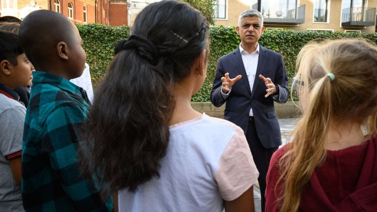 London mayor launches community plan to address air pollution in deprived areas