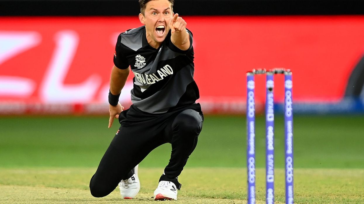 Boult stars as New Zealand thrash India in T20 World Cup