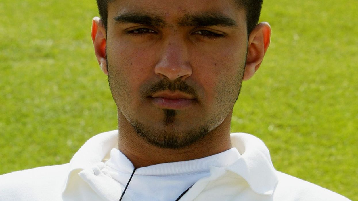 Essex 'shocked' by racism claim by former player Sharif