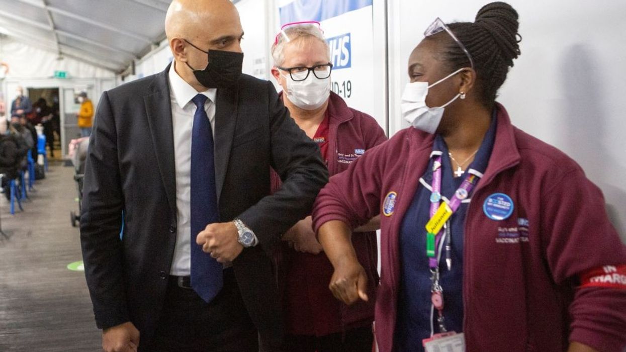 UK extends Covid vaccine booster programme to all adults