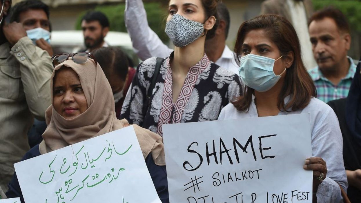 Family of Sri Lankan national lynched in Pakistan awaits his remains