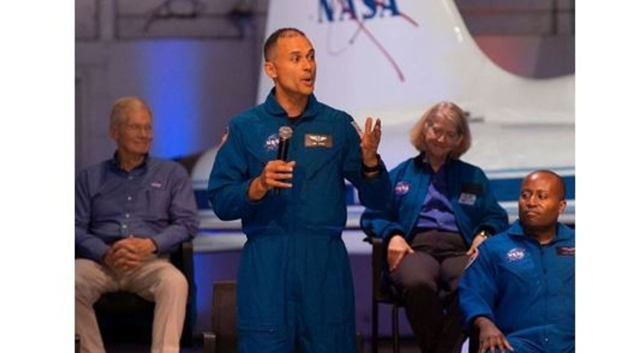 Indian-origin surgeon in Nasa class of 2021 trainee astronauts