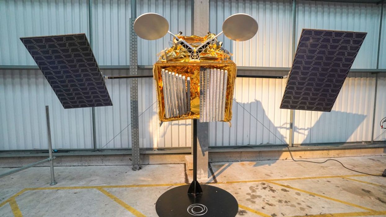 OneWeb plans to shift manufacturing from US to UK