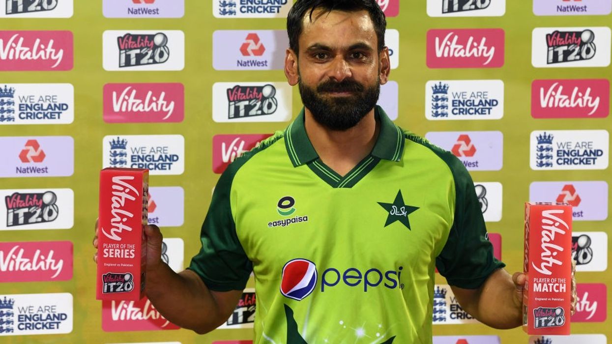 Pakistan's ex-captain Hafeez retires from international cricket