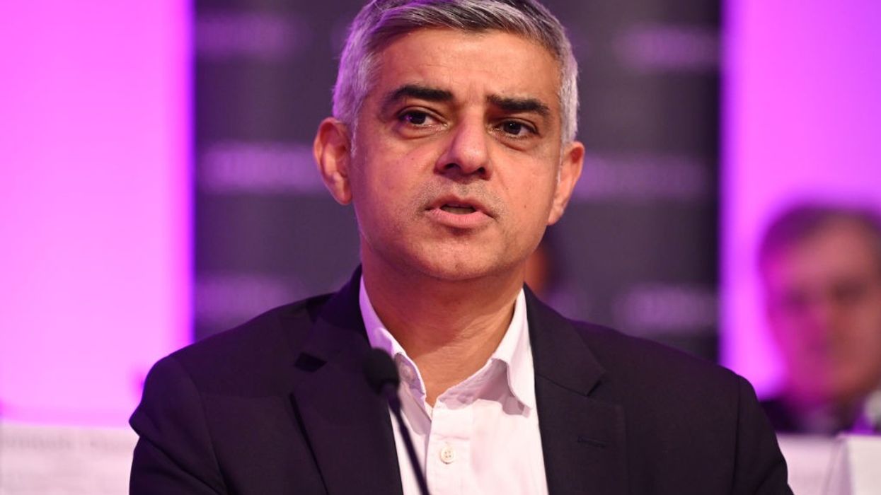 Sadiq Khan launches emergency energy advice service for Londoners; says can't burden people with debt