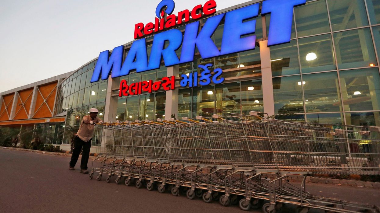 Reliance raises $4 bn in India's largest foreign currency bonds issue