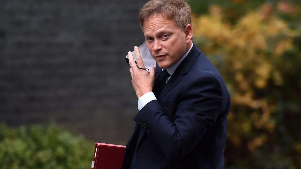 UK puts new 'smart motorways' on hold