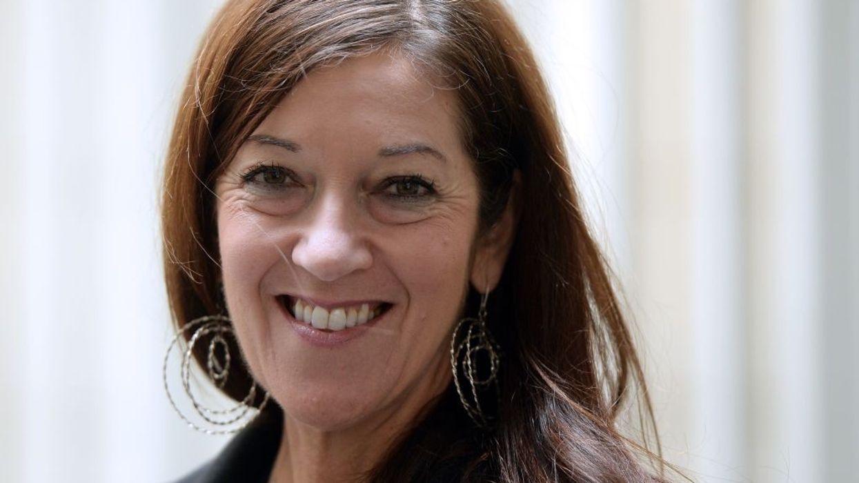 Victoria Hislop urges to stop discrimination against people affected by leprosy