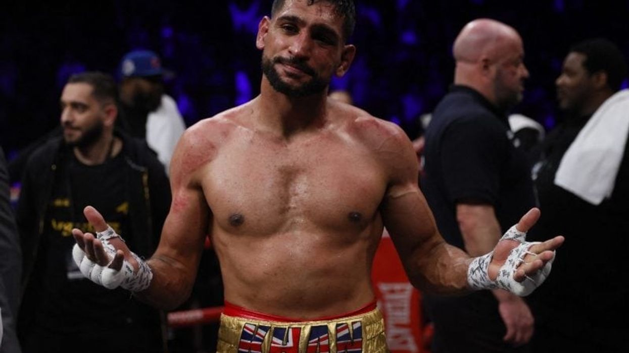 Khan considering retirement after crushing defeat against Brook