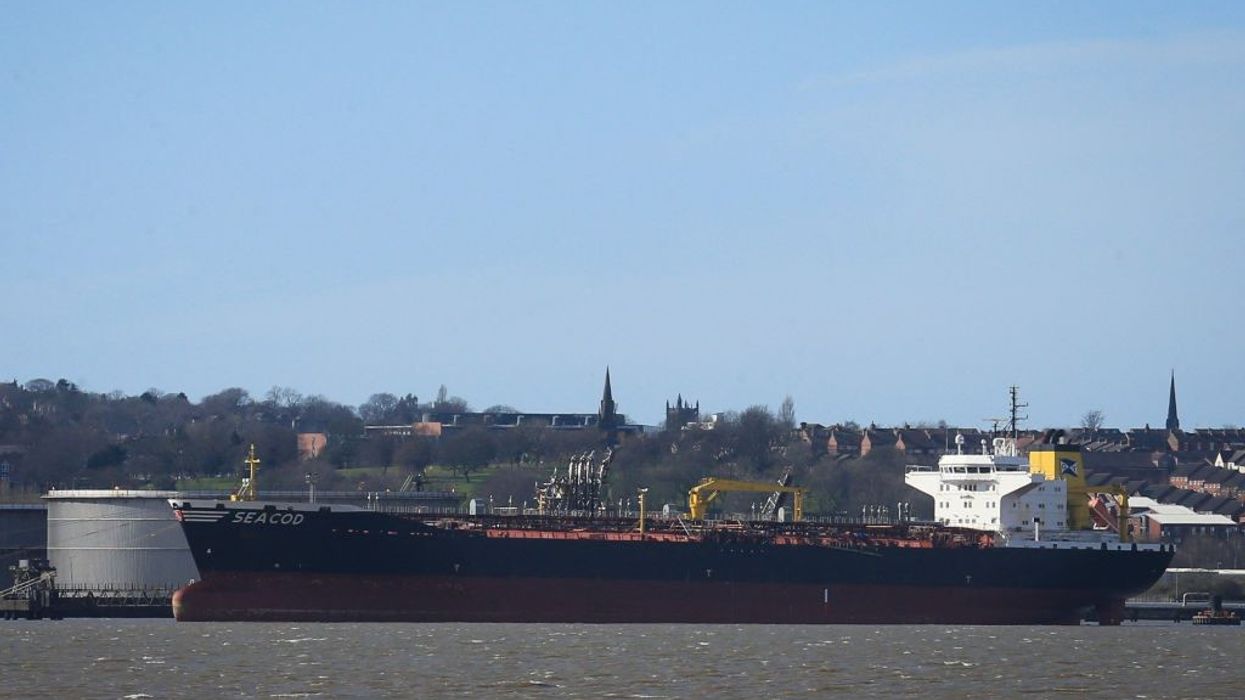 Russian oil delivery faces resistance from UK workers