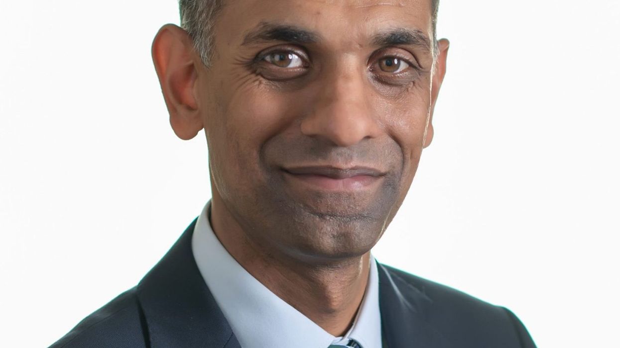 Dr Habib Naqvi