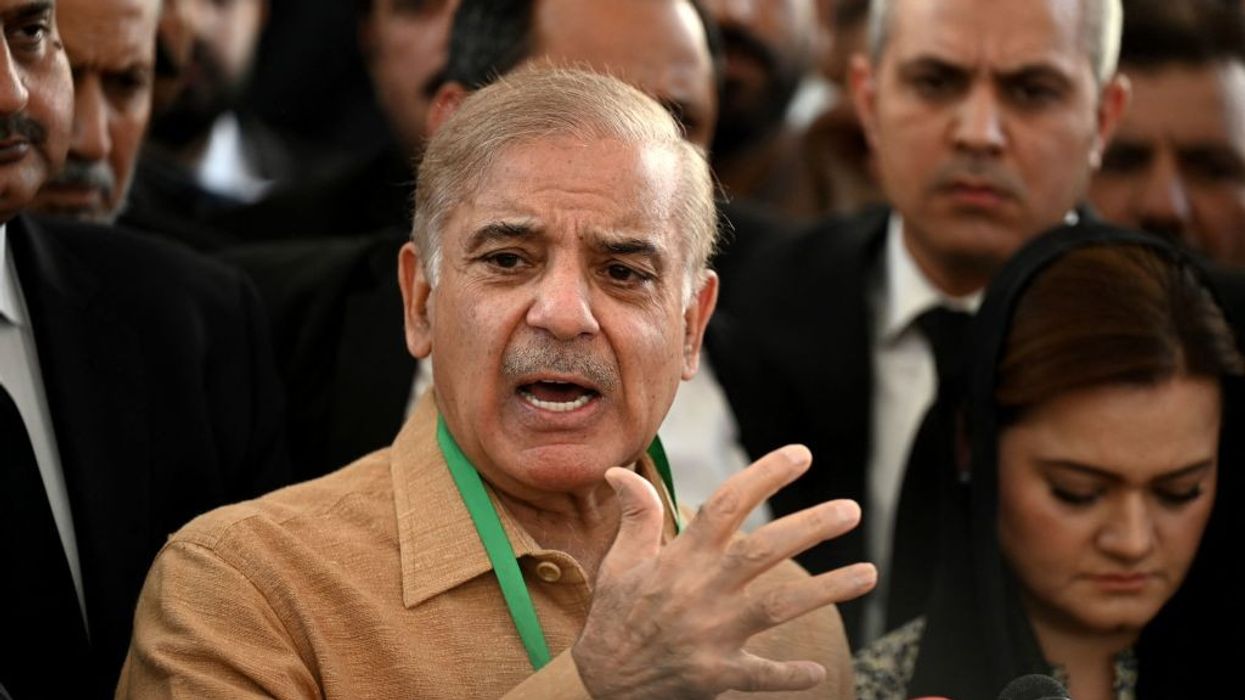 Pakistan court adjourns no-trust vote hearing