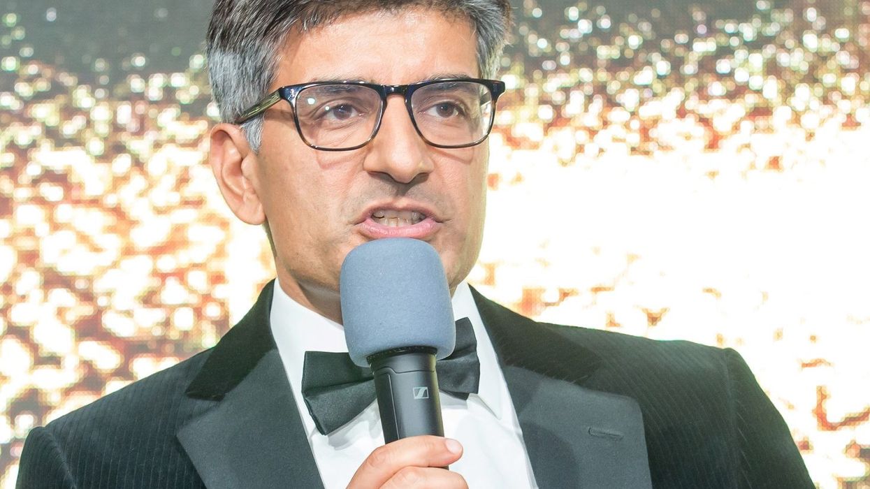 B&M looks for new boss as Arora quits