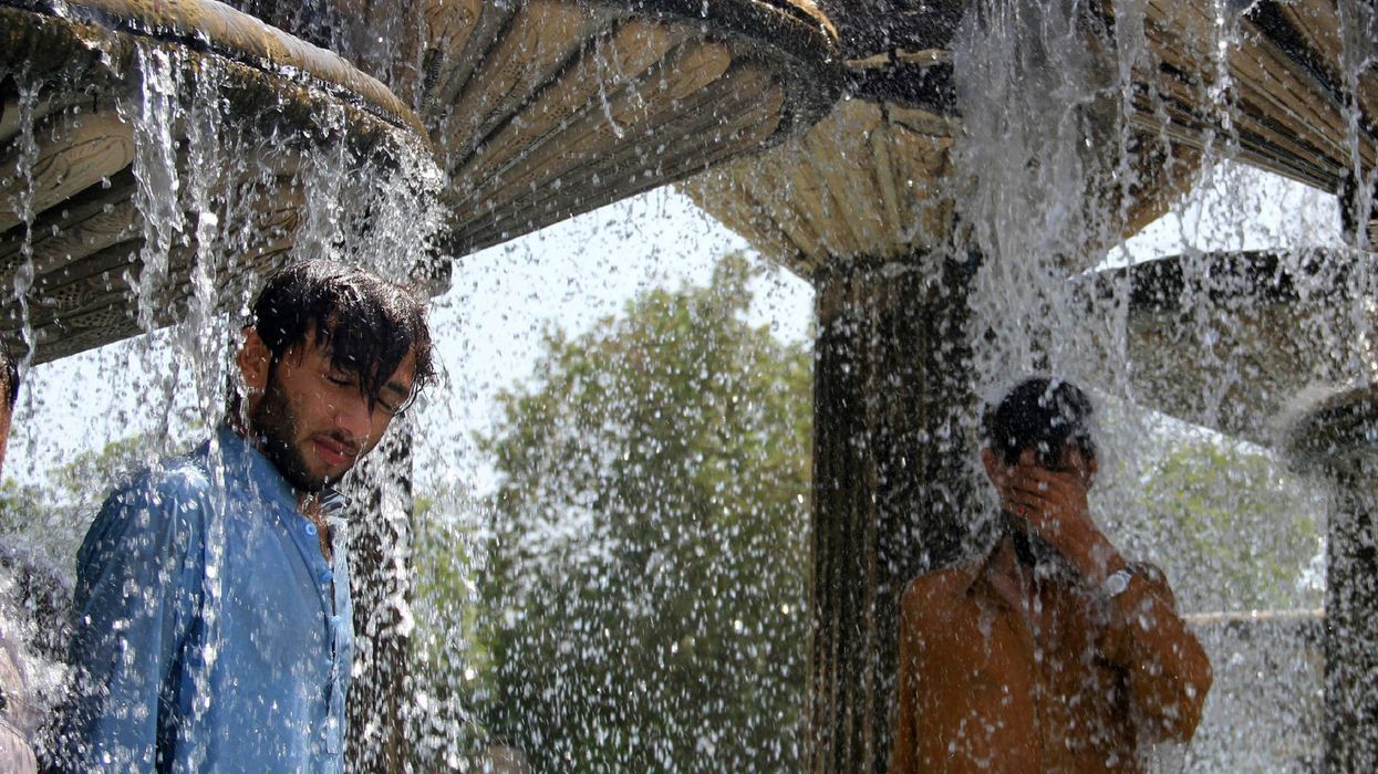 South Asia pummelled by heatwave that hits 50C in Pakistan