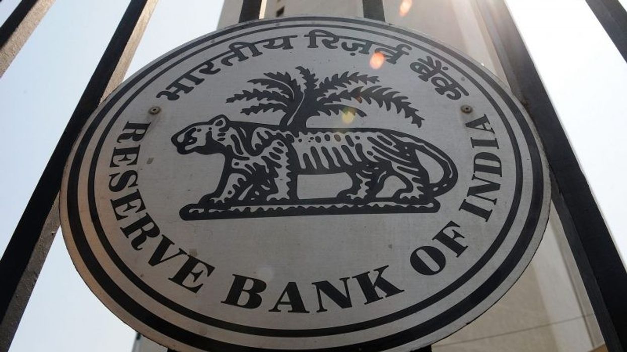 No proposal to replace Mahatma Gandhi's picture on banknotes: RBI