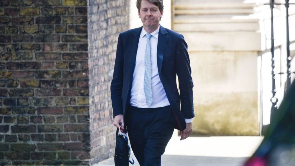 England opens doors to world’s best teachers