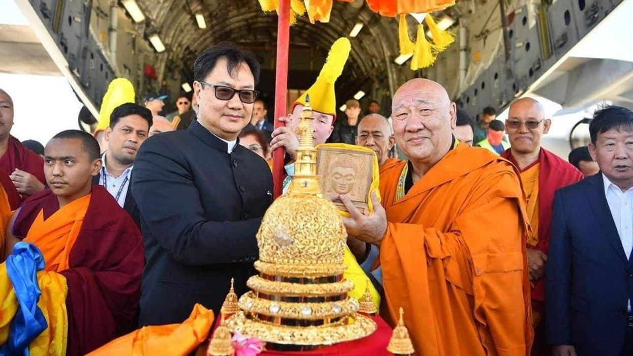 Lord Buddha's Holy Relics from India arrive in Mongolia