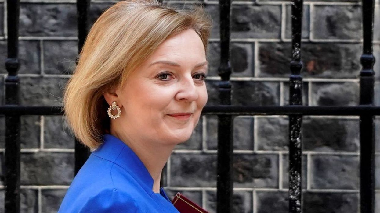 Foreign secretary Liz Truss expects first migrant deportation flight to Rwanda to go ahead