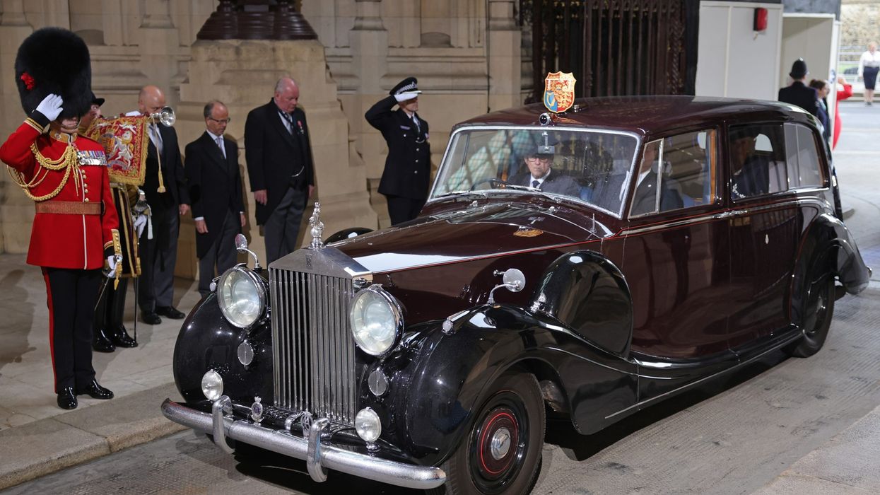 Rolls-Royce to offer its 14,000 employees almost $2,500 each for rising cost of living