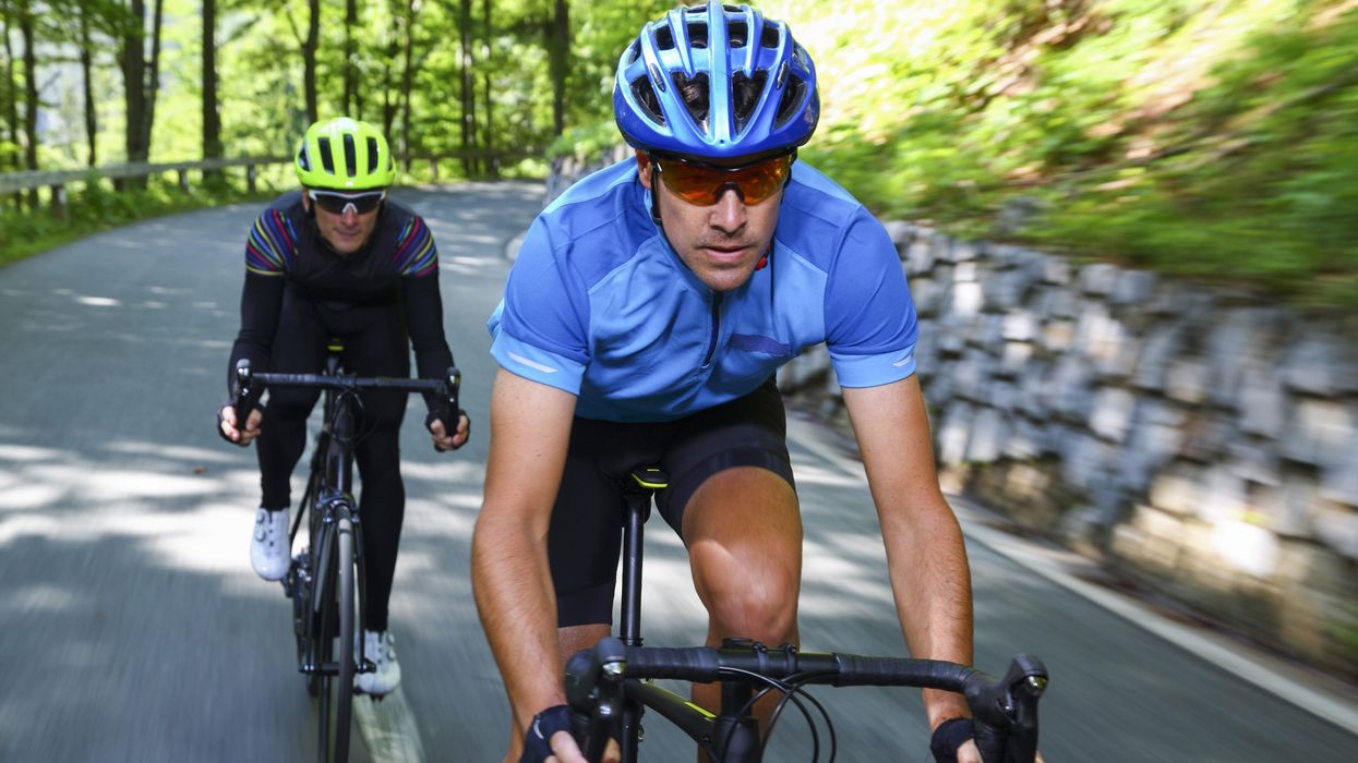 Scientists advise male cyclists to stand on the pedals regularly to avoid erectile dysfunction