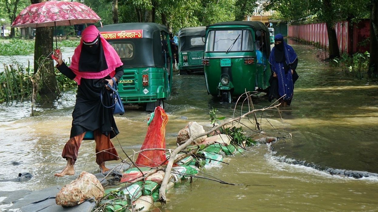 City Corporation donates £25,000 to Bangladesh flood relief