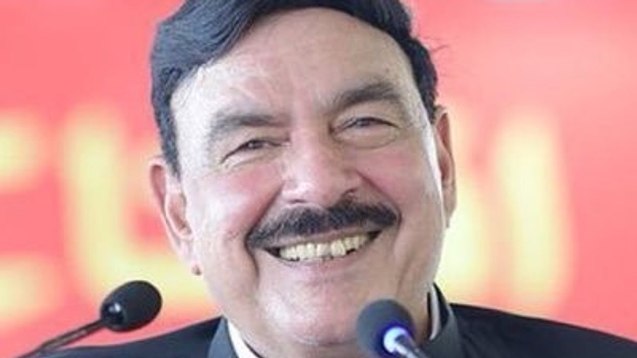 Pakistan: Government targeting journalists, says former Minister Rasheed