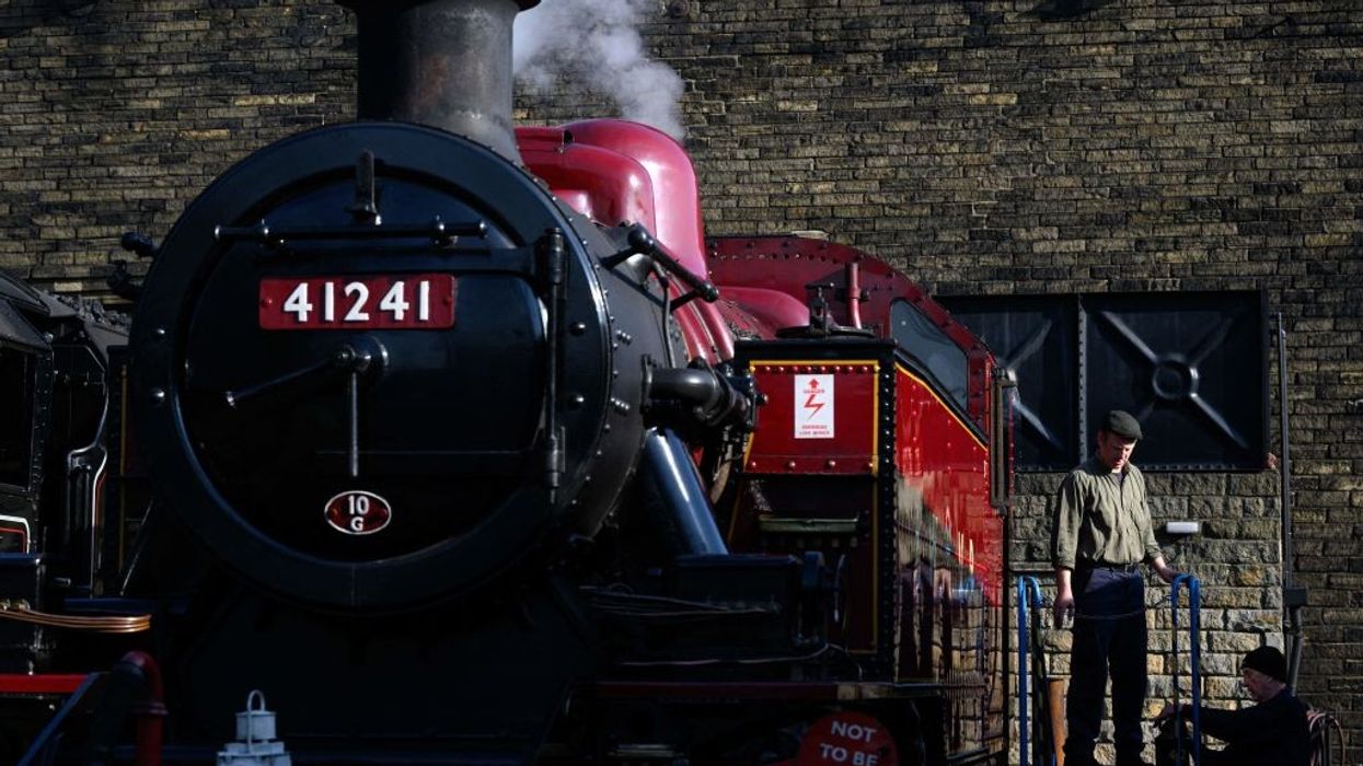 UK rail workers announce July 27 strike in pay row