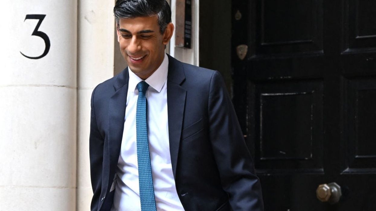 Sunak warns Truss an election risk as UK PM race enters new phase