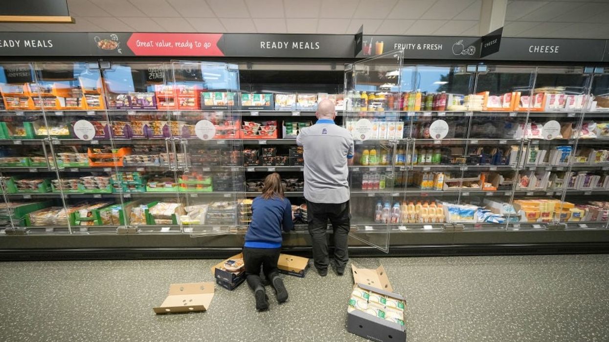 Nine out of ten Britons increasingly keeping tabs on spending -NielsenIQ