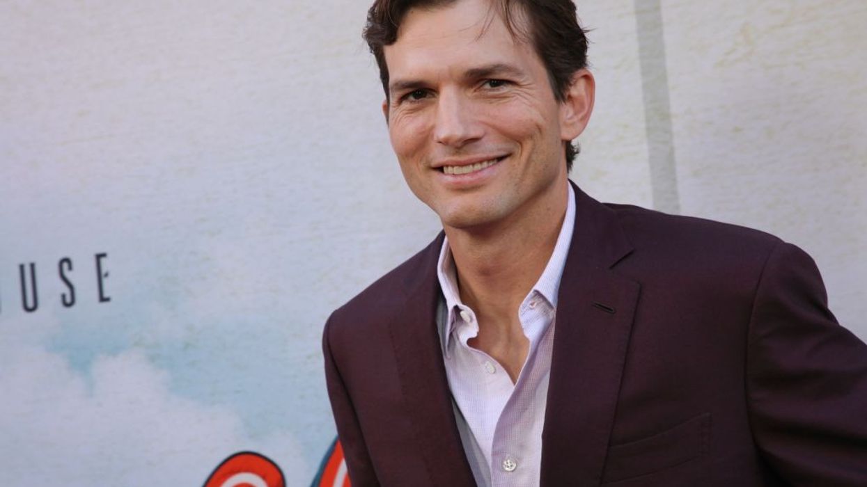 Ashton Kutcher had ‘rare form of vasculitis’ episode 3 yrs ago: ‘I was unable to walk, talk or hear’